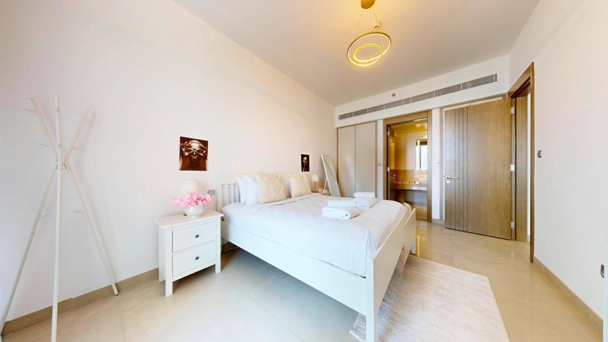 Apartment Trps - Bluebell Residence, Jumeirah Village Circle - Well Appointed 1br In Sought-after Neighborhood